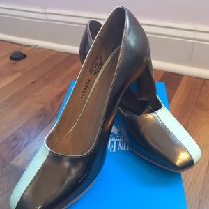 Fluevog Tasty Vogs Lucienne Two-Toned Pump 10